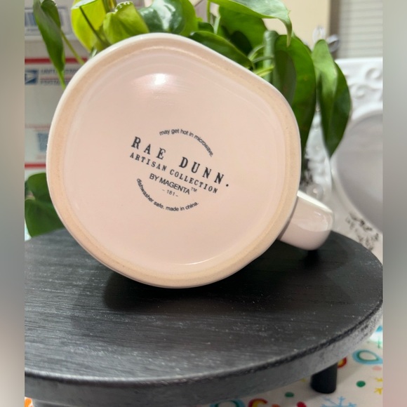 Rae Dunn Valentine’s Day Heart Mug - Picture 6 of 7
